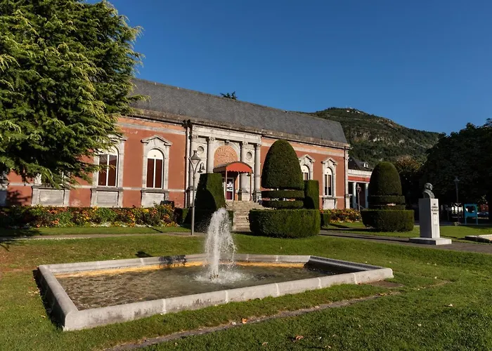 Le Foch - Centre - Parking *