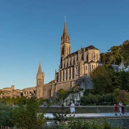 Le Foch - Centre - Parking *
